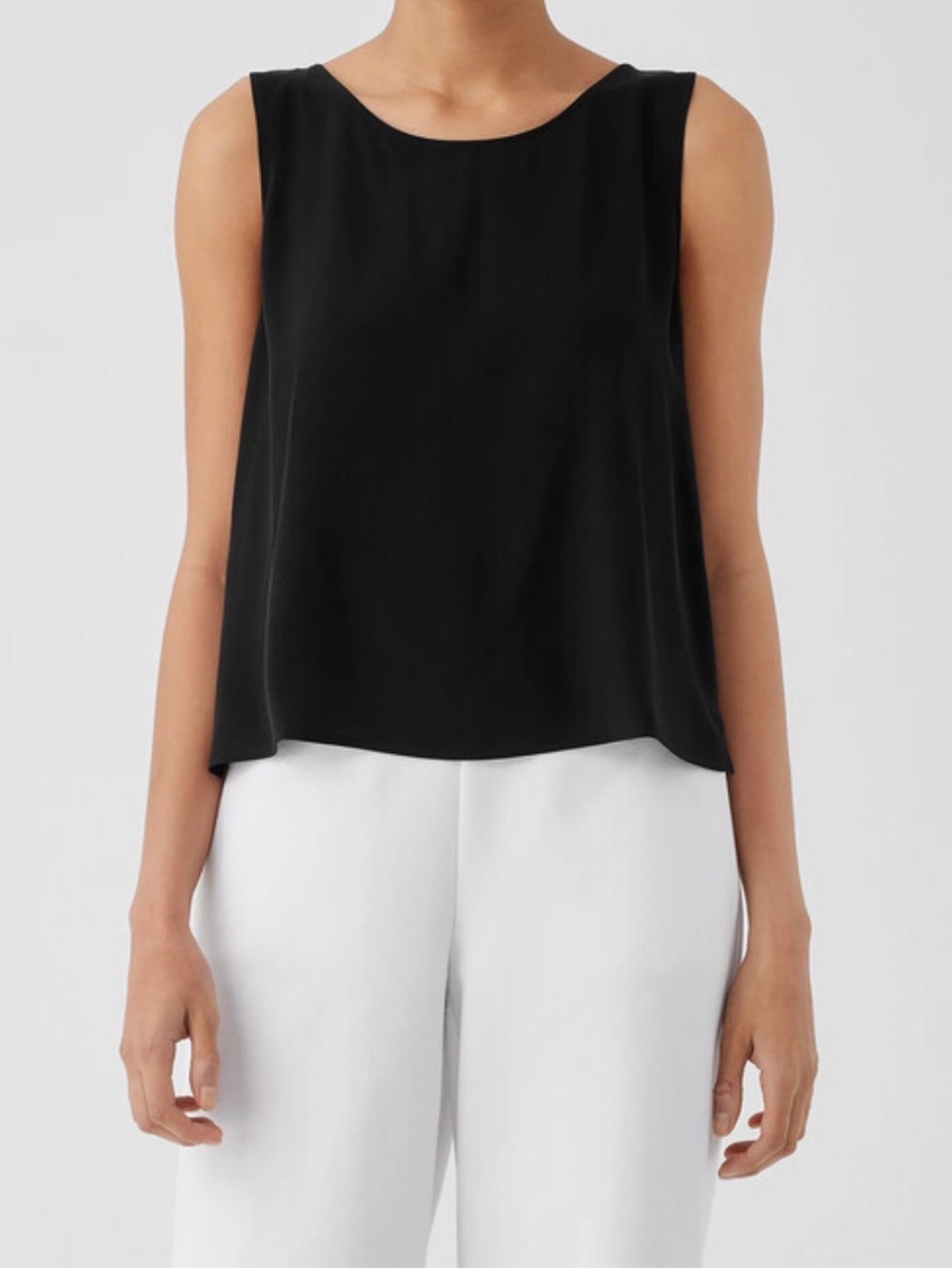 Eileen Fisher 100% Silk Scoop Neck Tank Top Sleeveless Top Black Medium Slit Hem